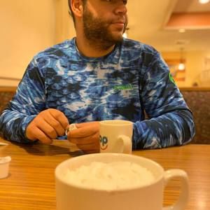 Meet your Posher, Ethan